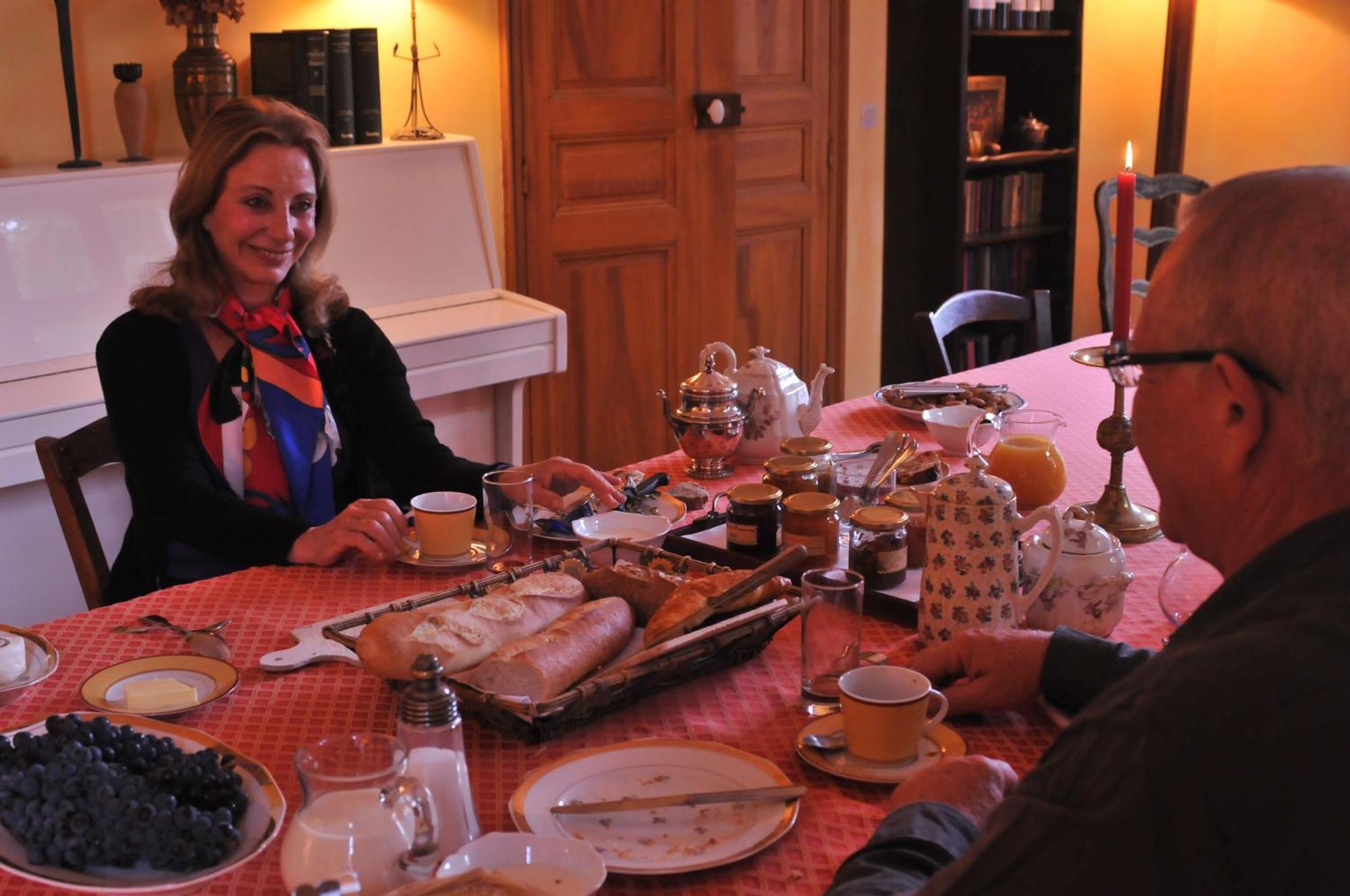 Mas Montluzia Bed & Breakfast Cascastel-des-Corbieres Bagian luar foto