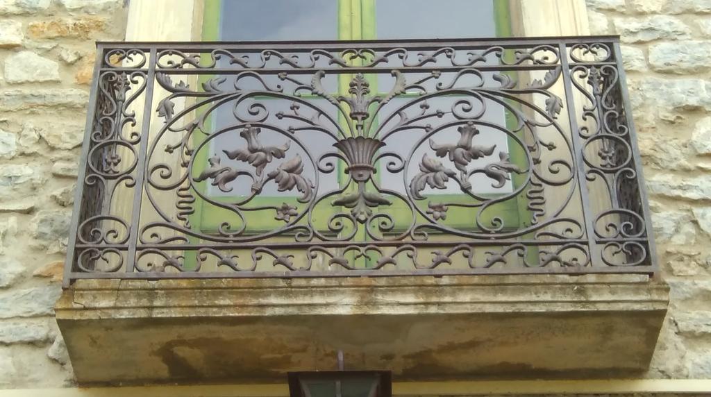 Mas Montluzia Bed & Breakfast Cascastel-des-Corbieres Bagian luar foto