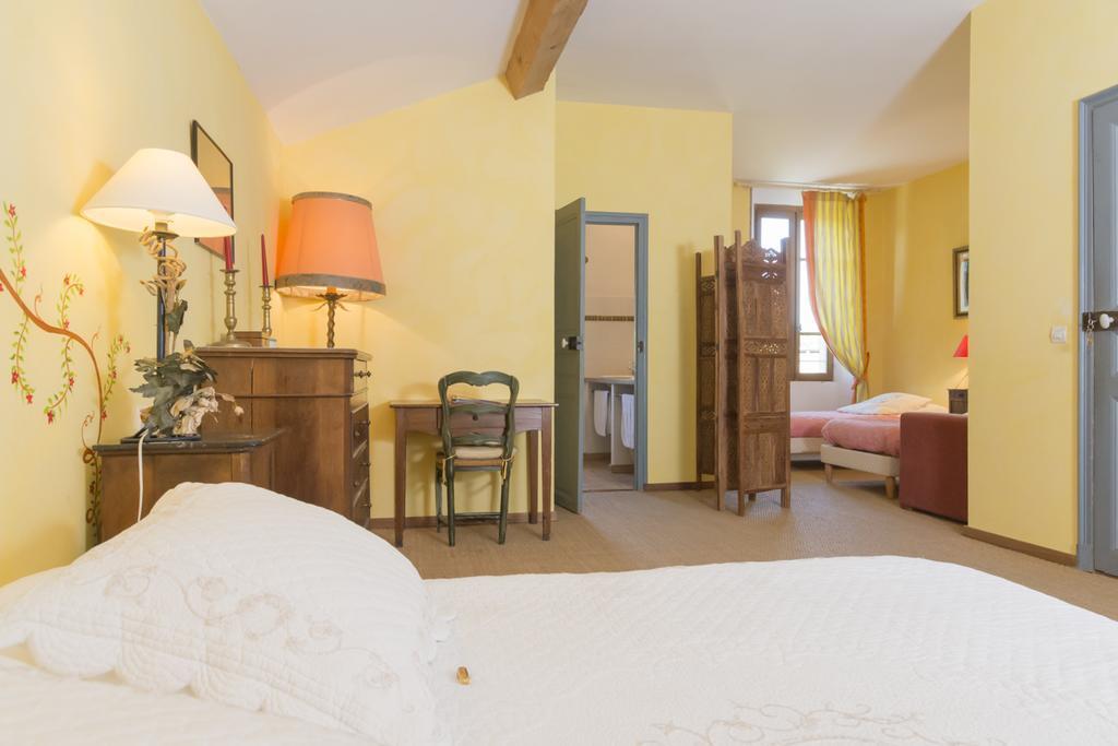Mas Montluzia Bed & Breakfast Cascastel-des-Corbieres Bagian luar foto